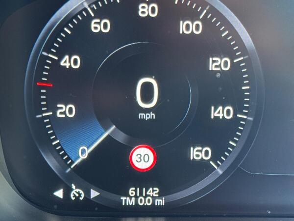 Volvo XC60 2.0 T4 Edition Auto Euro 6 (s/s) 5dr