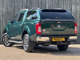 Nissan Navara 2.3 dCi Tekna 4WD Euro 6 (s/s) 4dr at 13th
