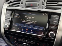 Nissan Navara 2.3 dCi N-Guard Auto 4WD Euro 6 4dr at 15th