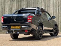 Mitsubishi L200 2.4 DI-D DC Challenger Auto 4WD Euro 6 4dr at 23th