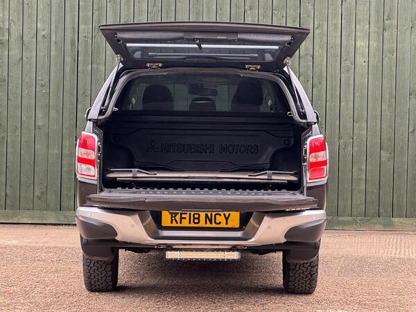 Mitsubishi L200 2.4 DI-D DC Barbarian Auto 4WD Euro 6 4dr