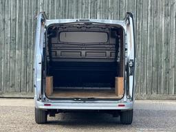Renault Trafic 2.0 dCi ENERGY 30 Black Edition EDC LWB Standard Roof Euro 6 (s/s) 5dr at 20th