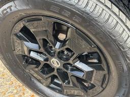 Nissan Navara 2.3 dCi N-Guard Auto 4WD Euro 6 4dr at 37th