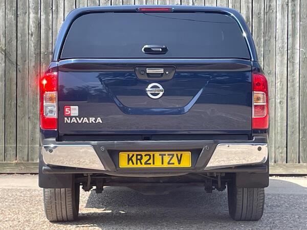 Nissan Navara 2.3 dCi Tekna 4WD Euro 6 (s/s) 4dr