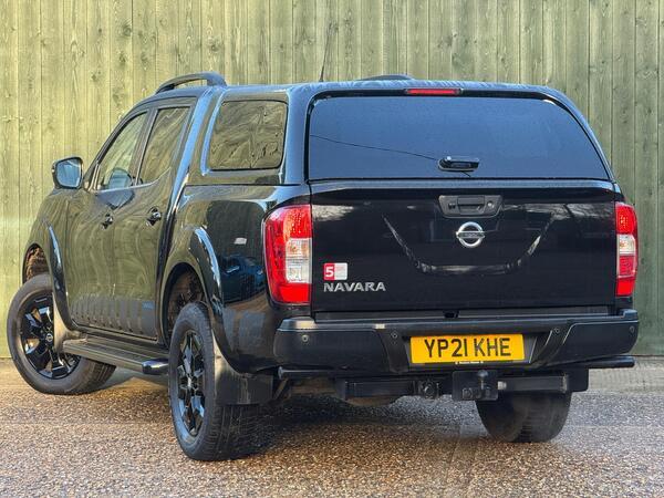 Nissan Navara 2.3 dCi N-Guard Auto 4WD Euro 6 4dr