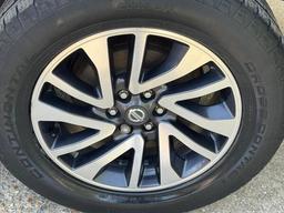 Nissan Navara 2.3 dCi Tekna Auto 4WD Euro 6 4dr at 30th