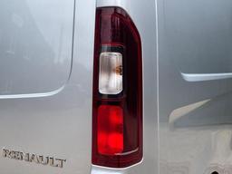 Renault Trafic 2.0 dCi Blue LL30 Sport L2 H1 Euro 6 (s/s) 5dr at 44th