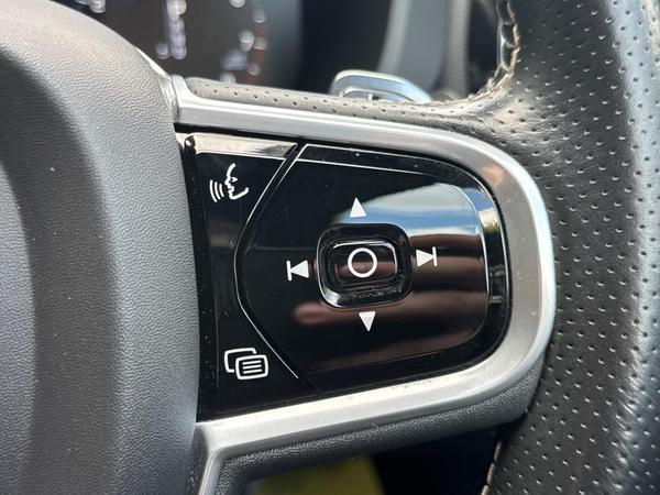 Volvo XC60 2.0 T5 R-Design Auto AWD Euro 6 (s/s) 5dr