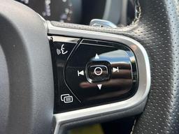 Volvo XC60 2.0 T5 R-Design Auto AWD Euro 6 (s/s) 5dr at 33th
