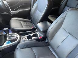 Nissan Navara 2.3 dCi Tekna Auto 4WD Euro 6 4dr at 12th