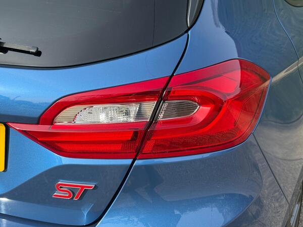Ford Fiesta 1.5T EcoBoost ST-3 Euro 6 5dr
