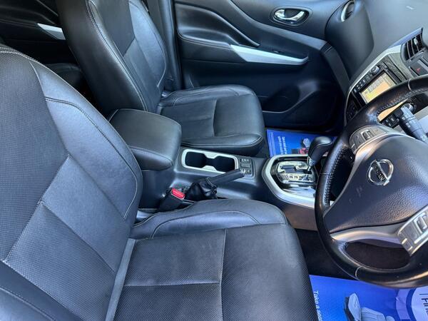 Nissan Navara 2.3 dCi Tekna Auto 4WD Euro 6 4dr