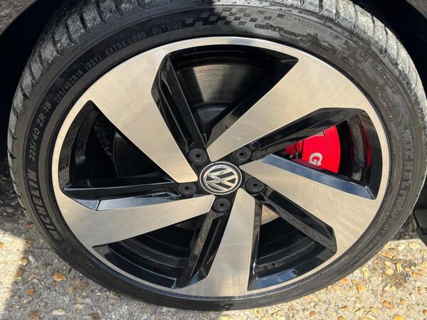 Volkswagen Golf 2.0 TSI GTI Performance DSG Euro 6 (s/s) 5dr