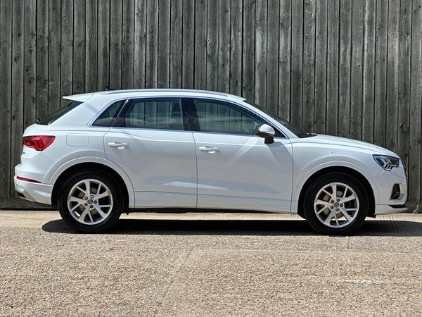 Audi Q3 1.5 TFSI CoD 35 Sport Euro 6 (s/s) 5dr