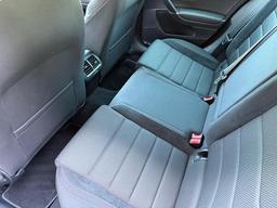 Volkswagen Golf 2.0 TSI R DSG 4Motion Euro 6 (s/s) 5dr at 16th