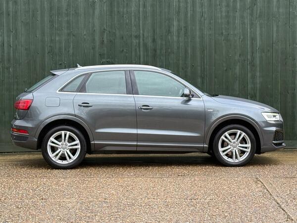 Audi Q3 1.4 TFSI CoD S line Edition S Tronic Euro 6 (s/s) 5dr