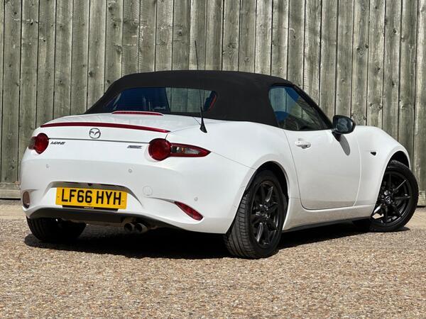 Mazda MX-5 1.5 SKYACTIV-G Icon Euro 6 2dr