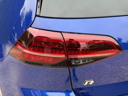 Volkswagen Golf 2.0 TSI R DSG 4Motion Euro 6 (s/s) 5dr at 31th