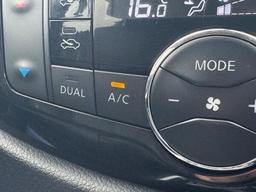 Nissan Navara 2.3 dCi Tekna Auto 4WD Euro 6 4dr at 42th