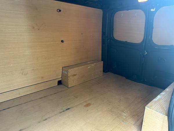 Renault Trafic 2.0 dCi ENERGY 28 Black Edition SWB Standard Roof Euro 6 (s/s) 5dr
