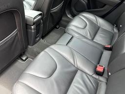 Volvo V40 2.0 D3 R-Design Edition Auto Euro 6 (s/s) 5dr at 19th