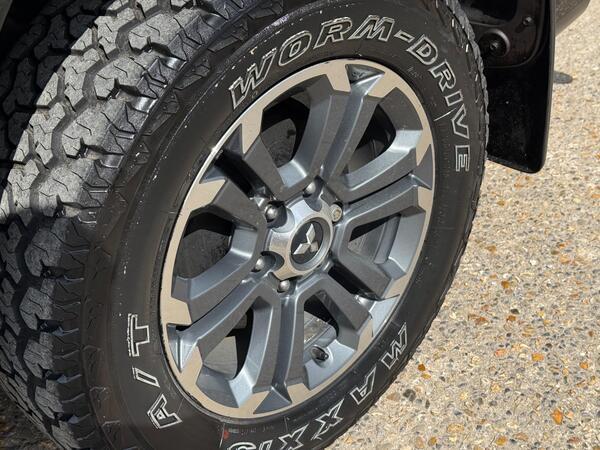 Mitsubishi L200 2.2 DI-D DC Barbarian 4WD Euro 6 (s/s) 4dr