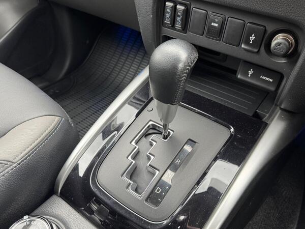 Mitsubishi L200 2.4 DI-D DC Barbarian Auto 4WD Euro 6 4dr