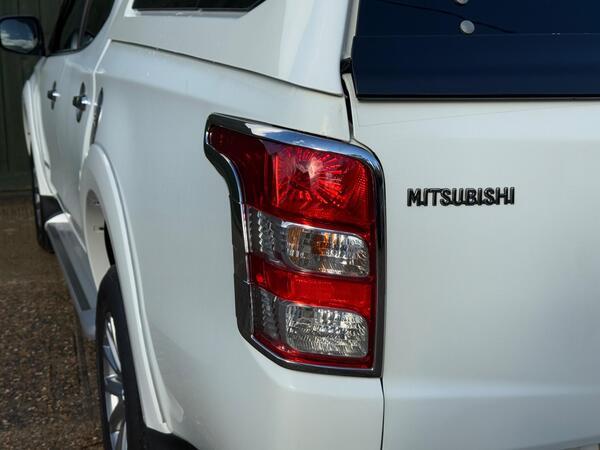 Mitsubishi L200 2.4 DI-D DC Barbarian 4WD Euro 6 4dr