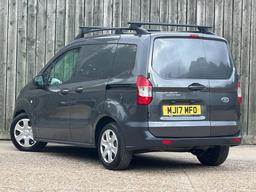 Ford Transit Courier 1.6 TDCi Trend L1 Euro 5 5dr at 8th