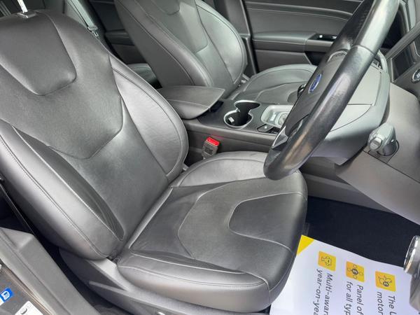 Ford Mondeo 2.0 TDCi Titanium Edition Euro 6 (s/s) 5dr