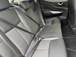 Nissan Navara 2.3 dCi N-Guard Auto 4WD Euro 6 4dr at 44th