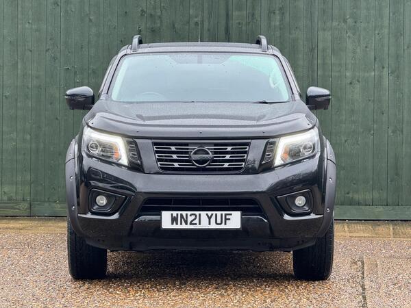 Nissan Navara 2.3 dCi N-Guard Auto 4WD Euro 6 4dr