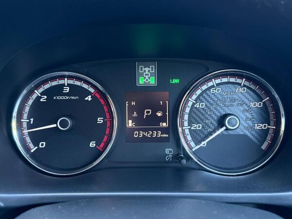 Mitsubishi L200 2.4 DI-D DC Challenger Auto 4WD Euro 6 4dr