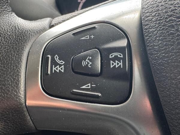 Ford Transit Courier 1.0 EcoBoost Limited L1 Euro 6 5dr