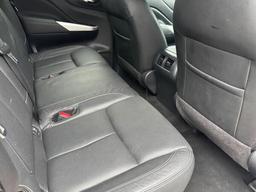 Nissan Navara 2.3 dCi Tekna 4WD Euro 6 (s/s) 4dr at 24th