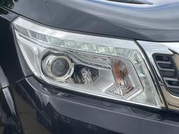 Nissan Navara 2.3 dCi Tekna Auto 4WD Euro 6 4dr at 33th