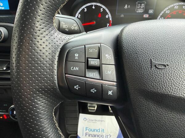 Ford Focus 2.3T EcoBoost ST Euro 6 (s/s) 5dr