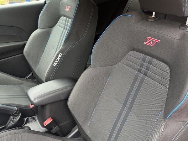 Ford Fiesta 1.5T EcoBoost ST-2 Euro 6 (s/s) 3dr