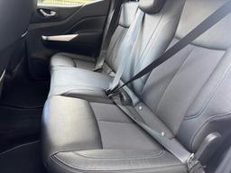 Nissan Navara 2.3 dCi N-Guard Auto 4WD Euro 6 4dr at 16th