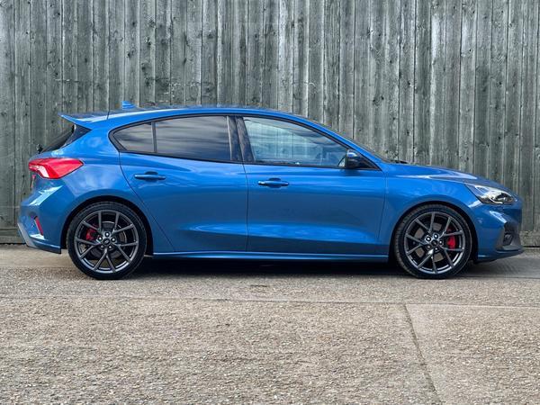 Ford Focus 2.3T EcoBoost ST Euro 6 (s/s) 5dr