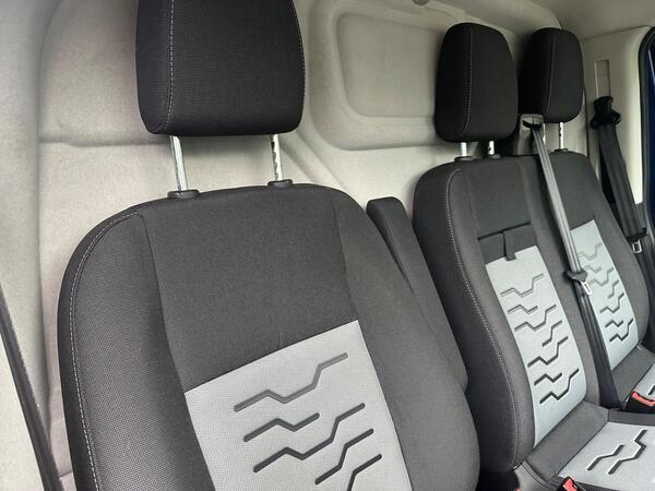 Ford Transit Custom 2.0 TDCi 270 Limited L1 H1 5dr