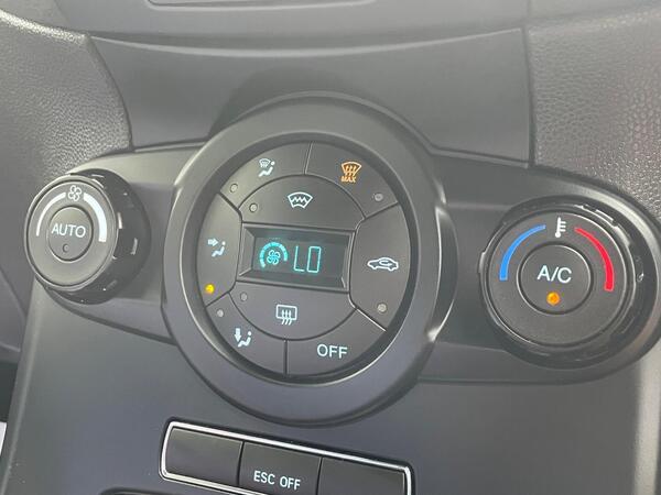 Ford Fiesta 1.6T EcoBoost ST-200 Euro 6 3dr