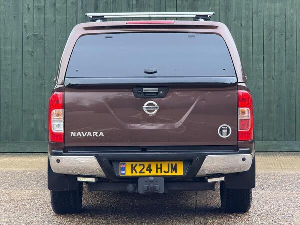 Nissan Navara 2.3 dCi Tekna 4WD Euro 6 (s/s) 4dr