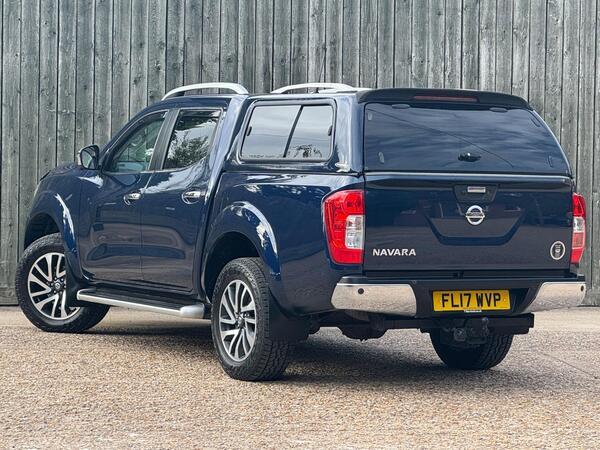 Nissan Navara 2.3 dCi Tekna 4WD Euro 6 (s/s) 4dr