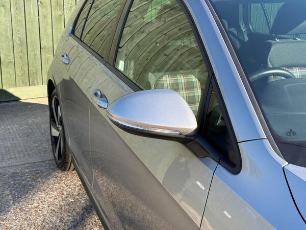 Volkswagen Golf 2.0 TSI GTI Performance Euro 6 (s/s) 5dr