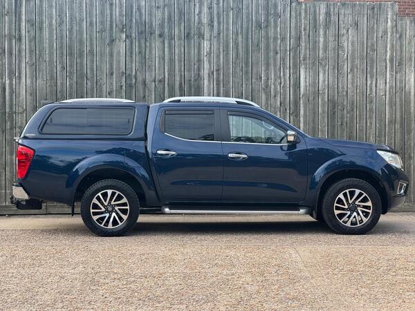 Nissan Navara 2.3 dCi Tekna 4WD Euro 6 (s/s) 4dr