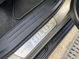 Toyota Hilux 2.8 D-4D Invincible X Auto 4WD Euro 6 (s/s) 4dr at 56th