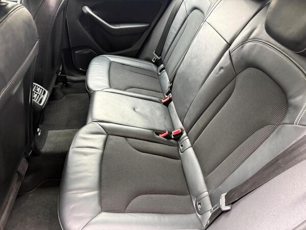 Audi Q3 1.4 TFSI CoD S line Edition S Tronic Euro 6 (s/s) 5dr