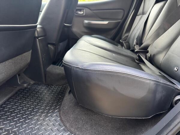 Fiat Fullback 2.4D Cross Auto 4WD Euro 6 4dr