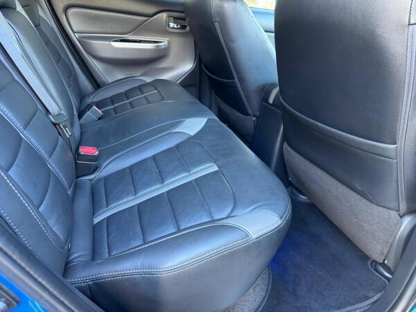 Mitsubishi L200 2.4 DI-D DC Barbarian Auto 4WD Euro 6 4dr